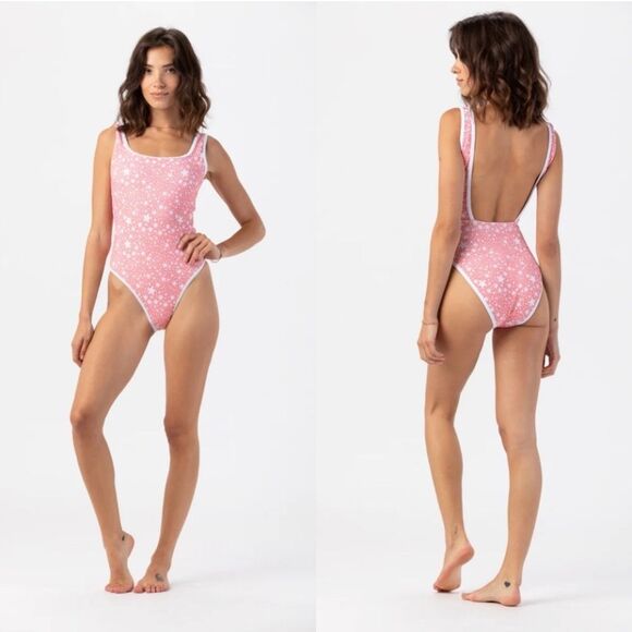 New Lainsnow Ocean Isle Coral Star one piece ribbed swimsuit - Picture 1 of 5